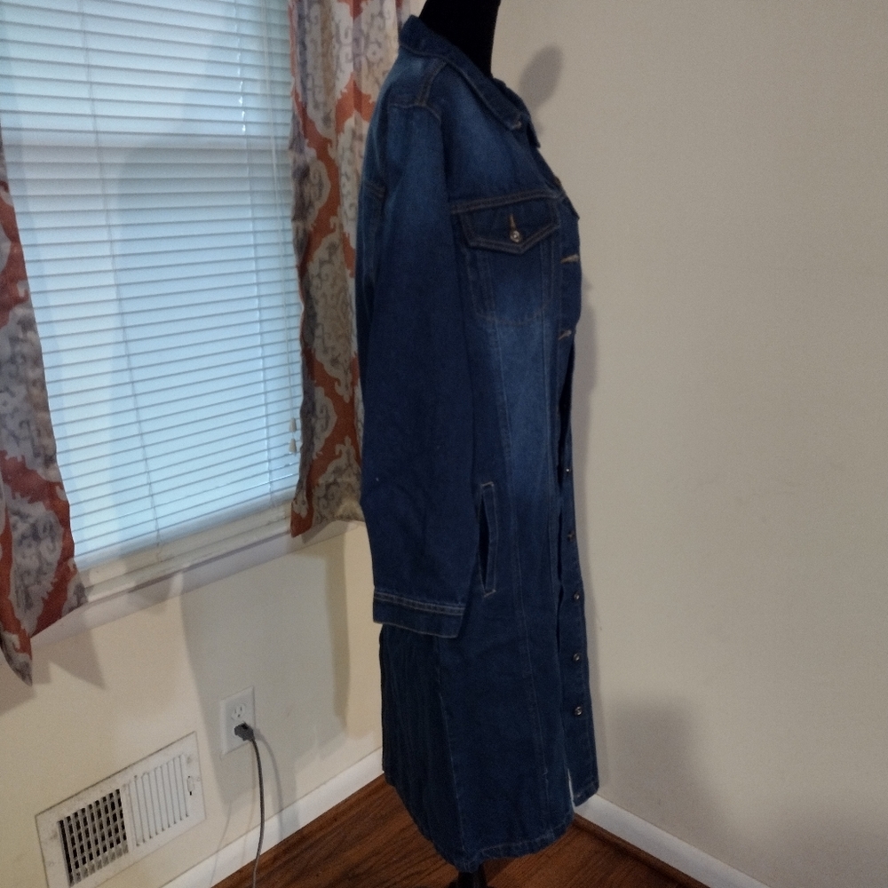 Long Oversized Jean Jacket - Picture 6 of 10